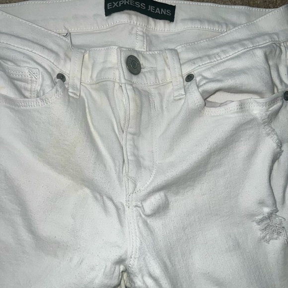 Express Mid Rise White Distressed Stretch Skinny Jeans (has color discoloration) - Picture 5 of 9